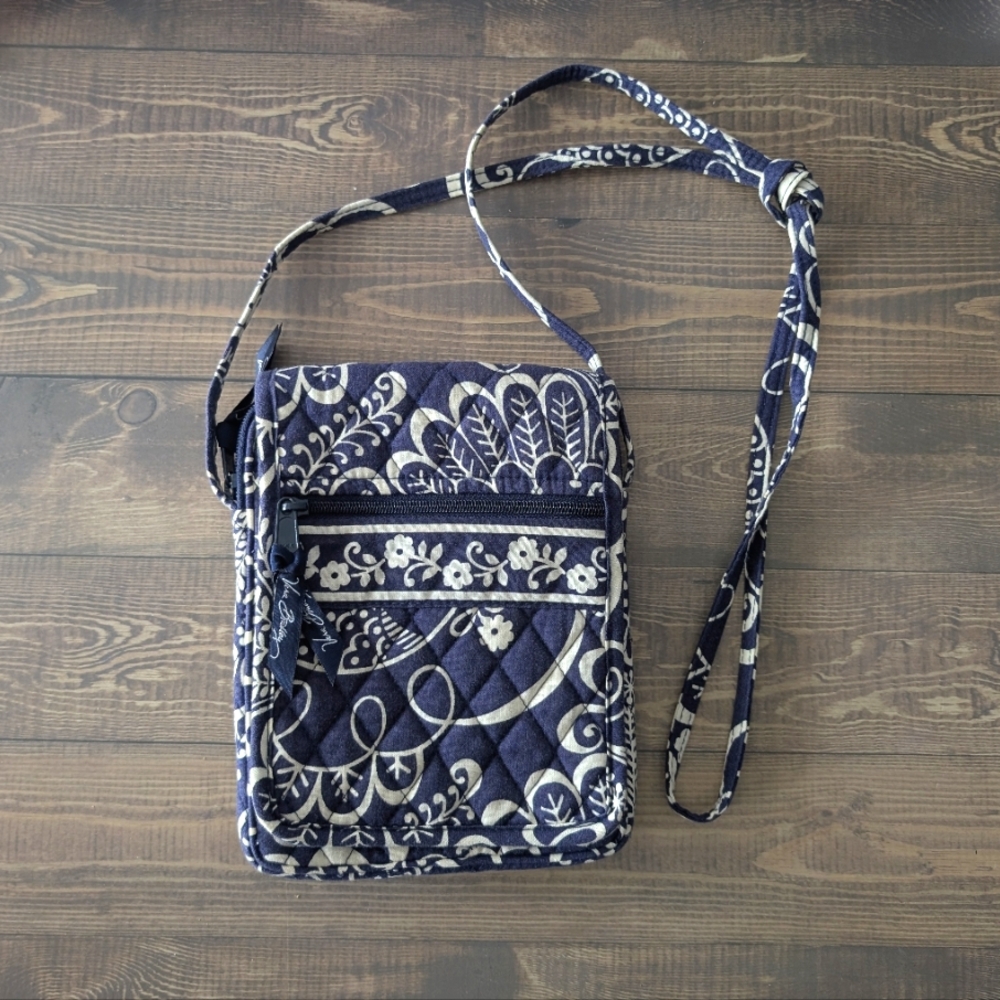 Vera Bradley floral blue and white Crossbody bag womens purse